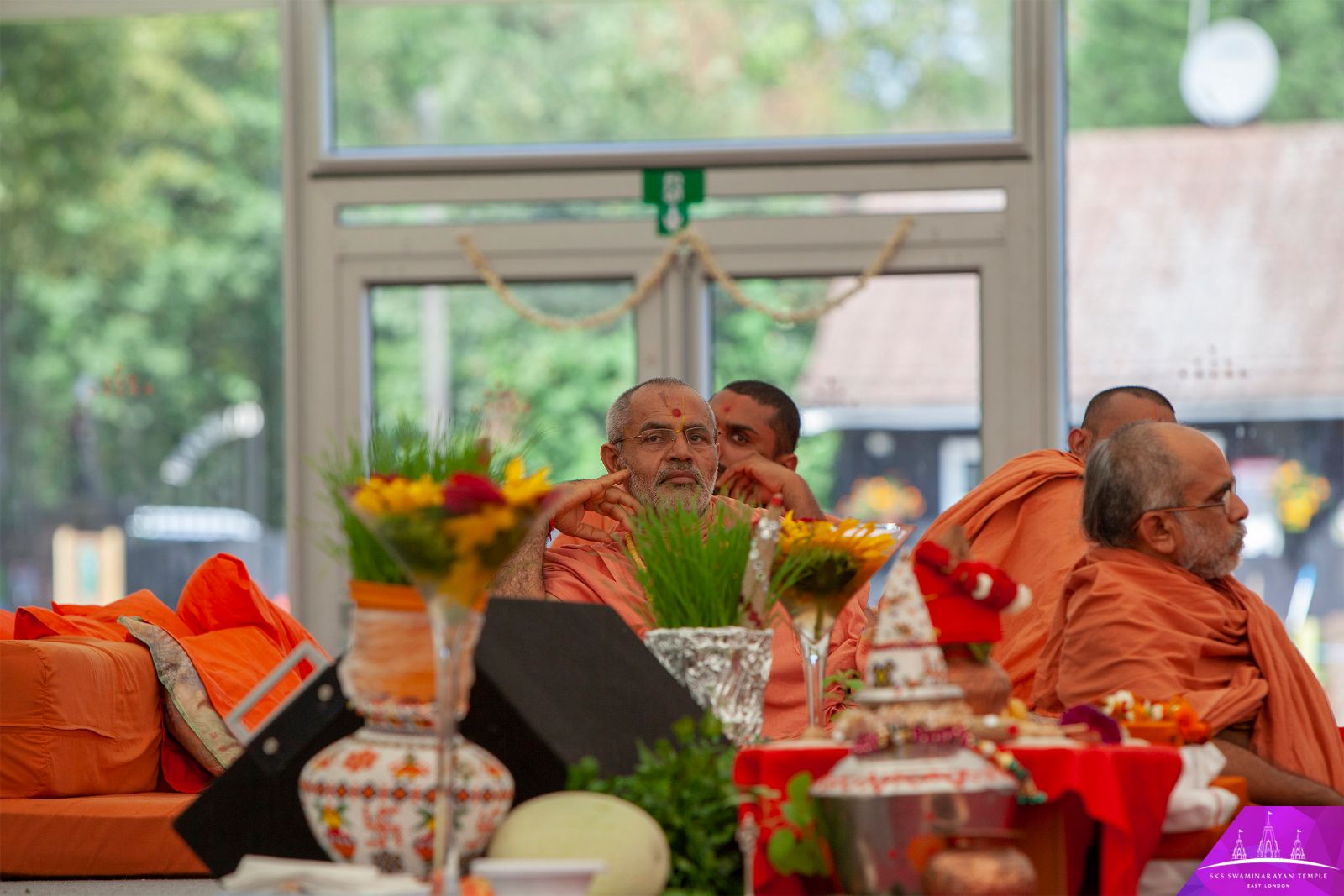 ©1987-2017 SKS Swaminarayan Temple East London